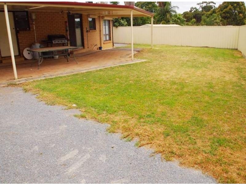 5 Lutana  Court, Morphett Vale SA 5162
