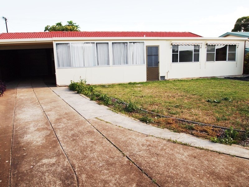 33 Gordon Street, Aldinga Beach SA 5173