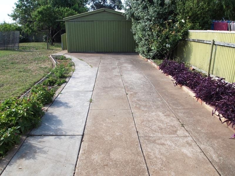 33 Gordon Street, Aldinga Beach SA 5173