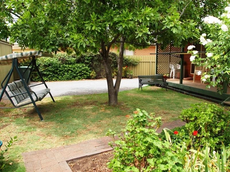 5 Oakley  Crescent, Aldinga Beach SA 5173