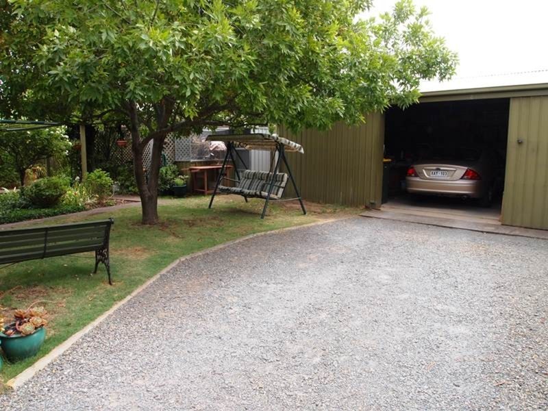5 Oakley  Crescent, Aldinga Beach SA 5173