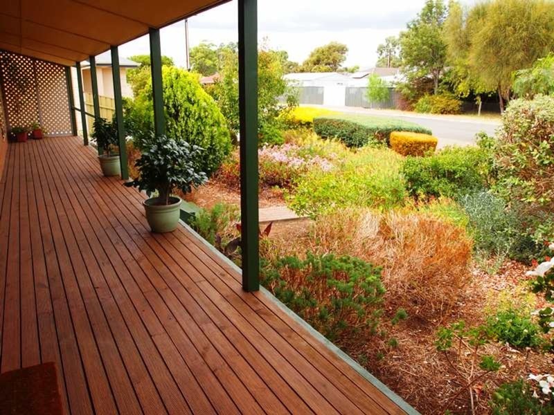 5 Oakley  Crescent, Aldinga Beach SA 5173