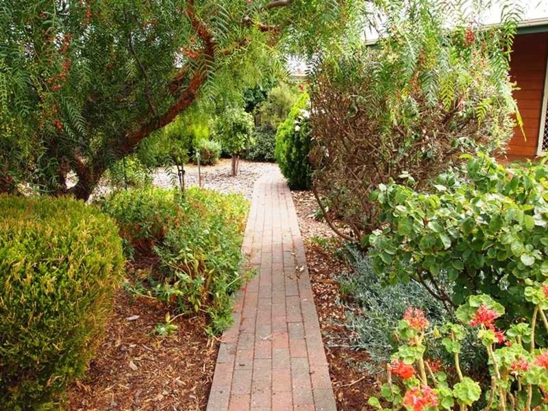 5 Oakley  Crescent, Aldinga Beach SA 5173