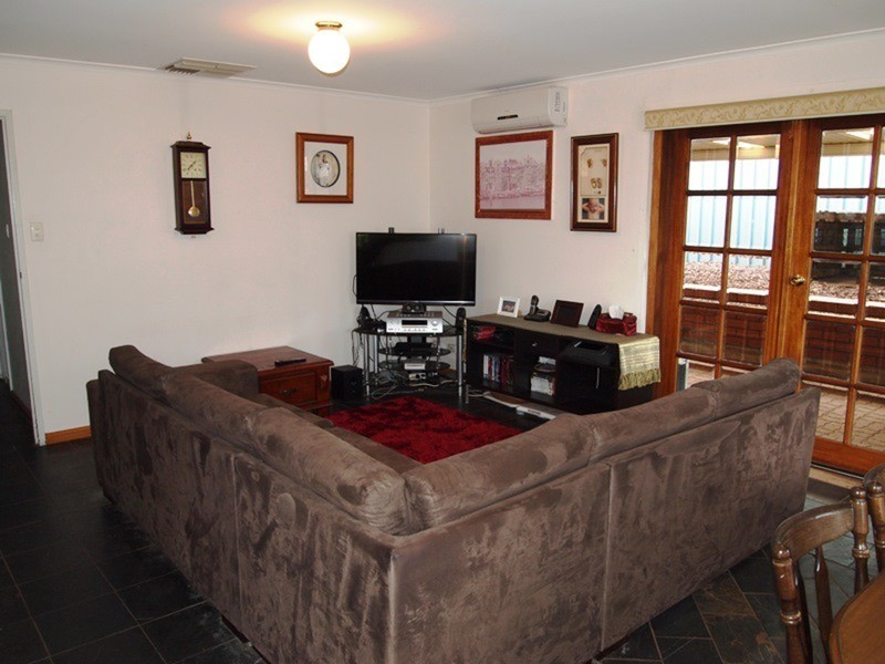 33 Broadbeach Drive, Maslin Beach SA 5170