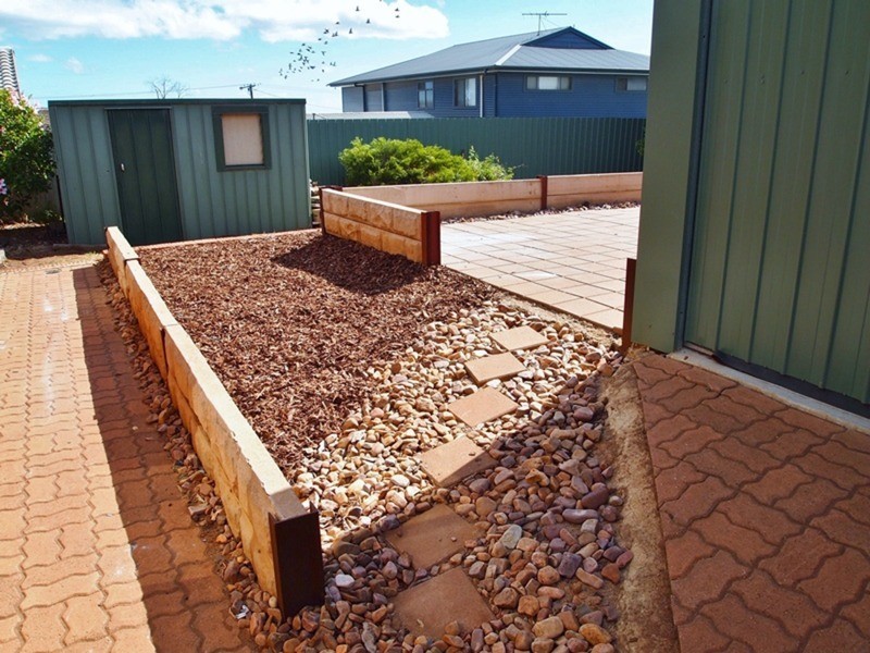 33 Broadbeach Drive, Maslin Beach SA 5170