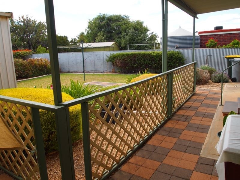 31 Gordon Street, Aldinga Beach SA 5173