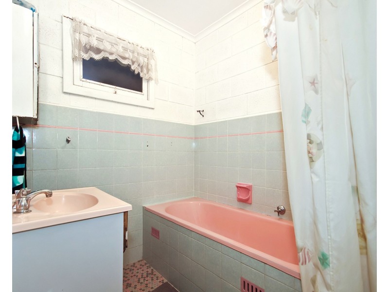 27 Ferris Street, Christies Beach SA 5165