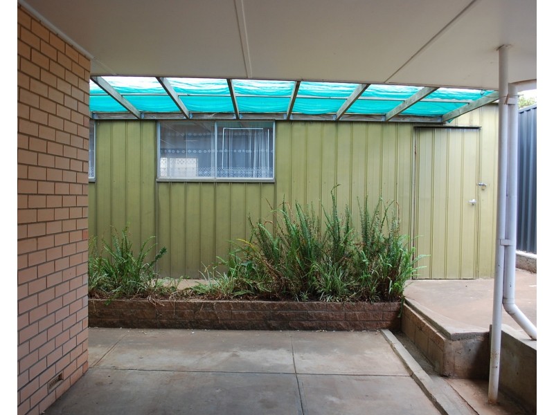 16 Carbenet Drive, Hackham SA 5163