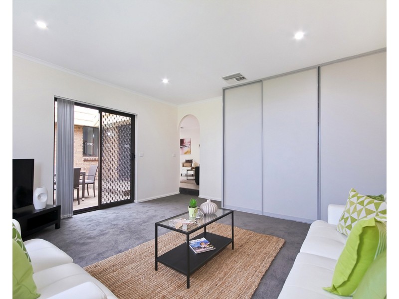 8 Medway Street, Hallett Cove SA 5158