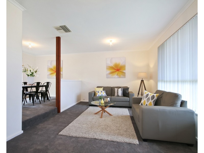 8 Medway Street, Hallett Cove SA 5158