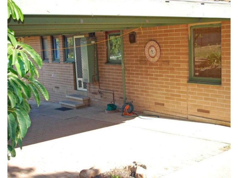 6 Giles Court, Christie Downs SA 5164