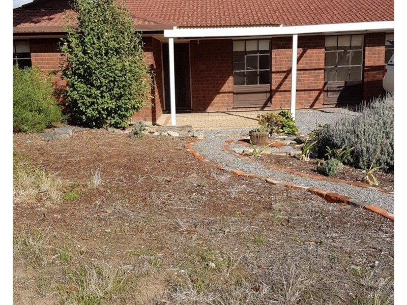 18 Woocalla Street, O’sullivan Beach SA 5166