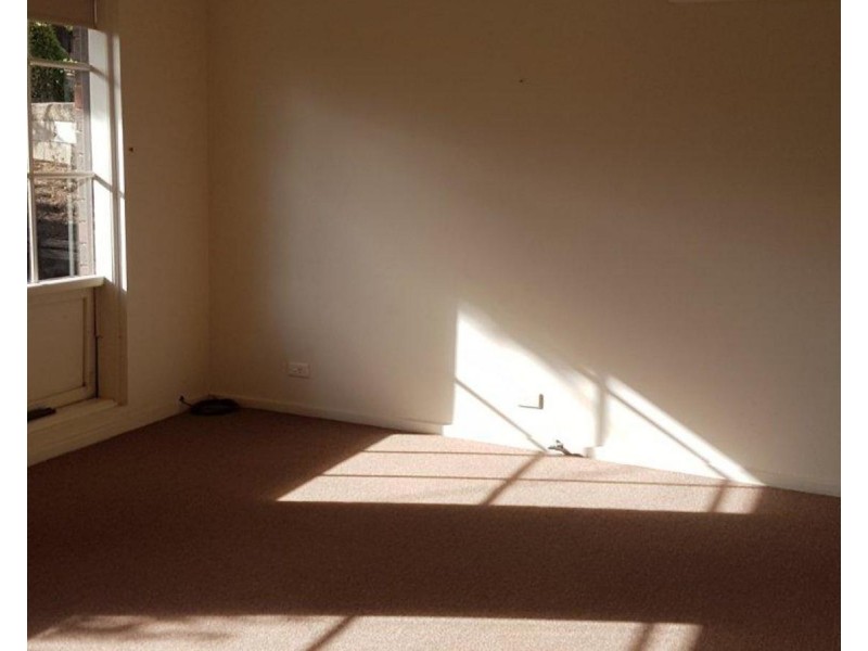 18 Woocalla Street, O’sullivan Beach SA 5166