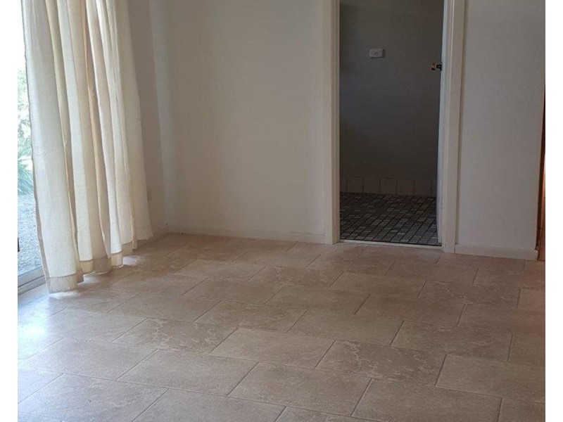 18 Woocalla Street, O’sullivan Beach SA 5166