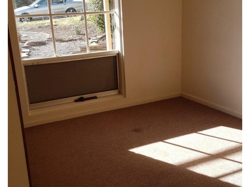 18 Woocalla Street, O’sullivan Beach SA 5166