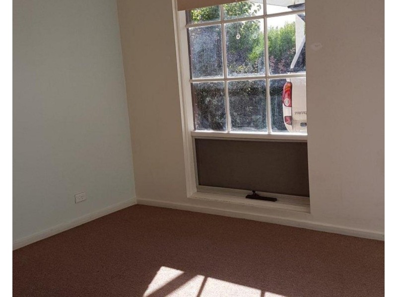 18 Woocalla Street, O’sullivan Beach SA 5166