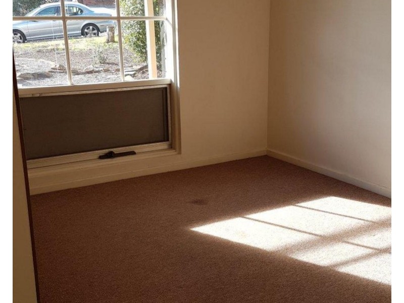 18 Woocalla Street, O’sullivan Beach SA 5166