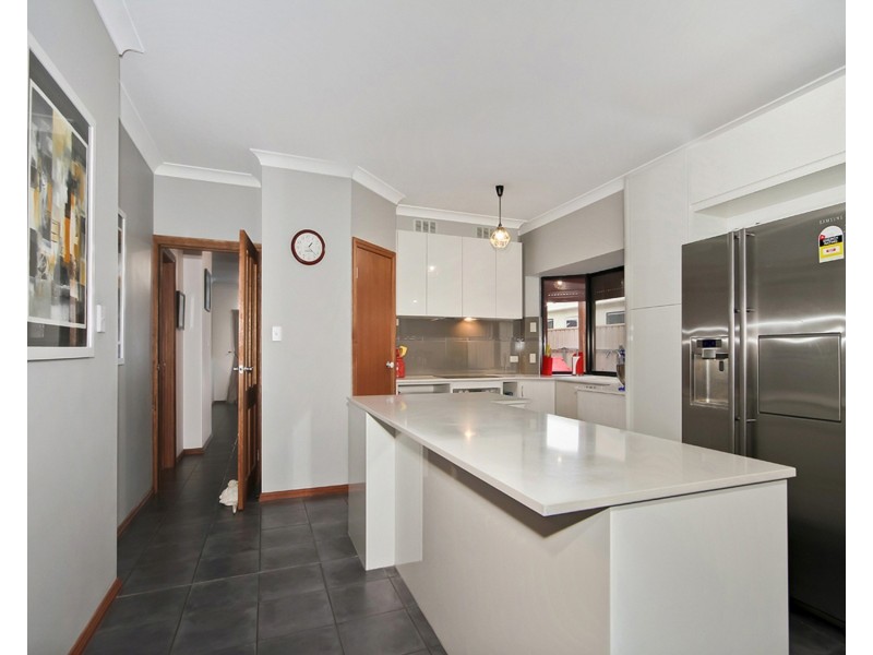 7 Brookside Crescent, Seaford Rise SA 5169