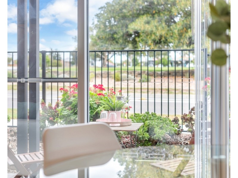 8c Galloway Road, Christies Beach SA 5165