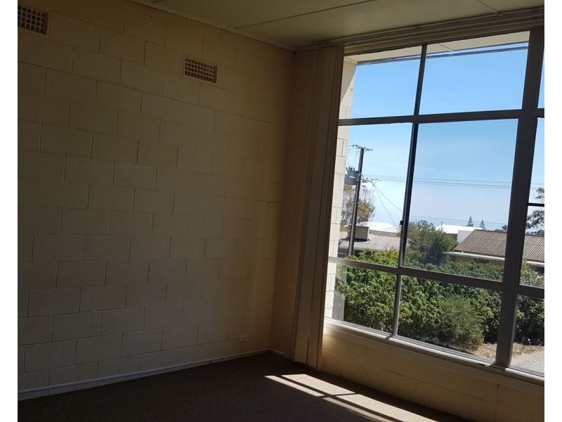 2/29. Second Avenue, Moana SA 5169