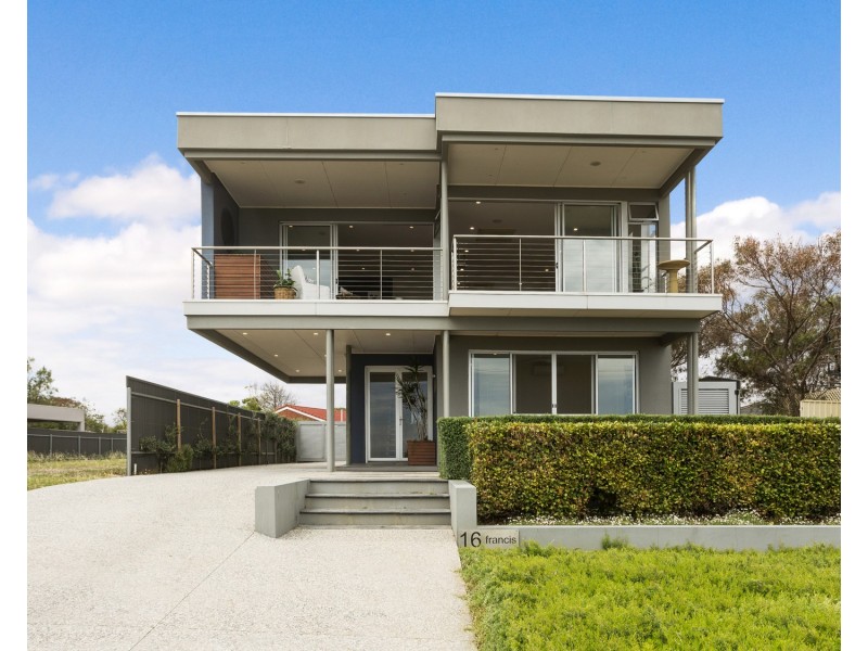 16 Francis Street, O’sullivan Beach SA 5166