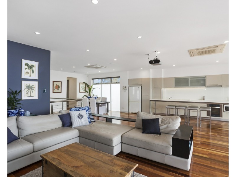 16 Francis Street, O’sullivan Beach SA 5166