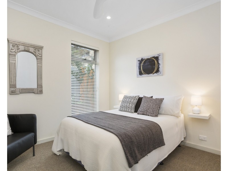 16 Francis Street, O’sullivan Beach SA 5166