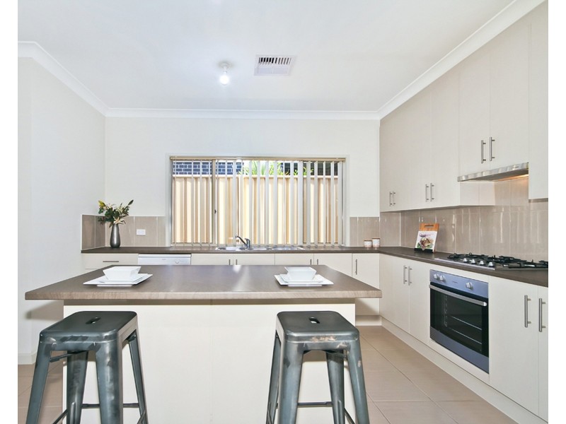 10 Cordage Court, Seaford Meadows SA 5169