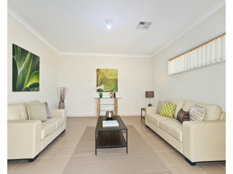 10 Cordage Court, Seaford Meadows SA 5169