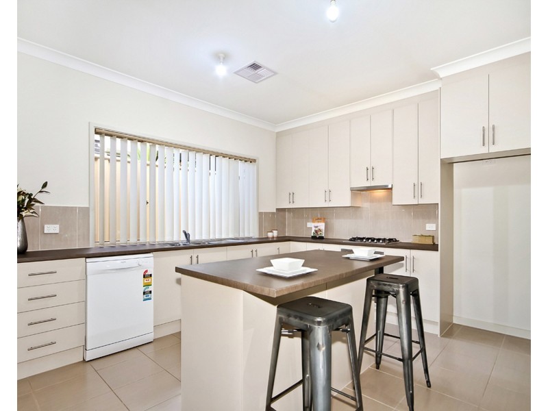 10 Cordage Court, Seaford Meadows SA 5169
