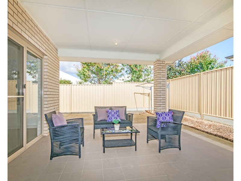 10 Cordage Court, Seaford Meadows SA 5169