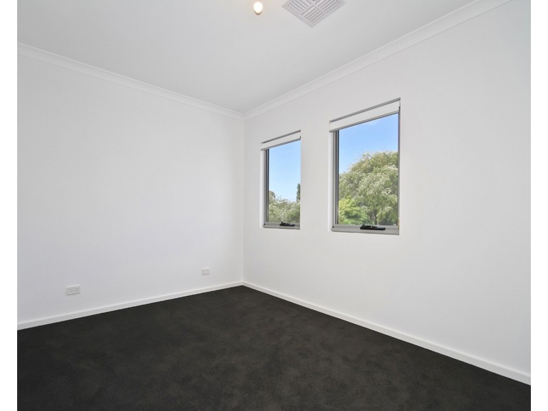 8c Galloway Road, Christies Beach SA 5165