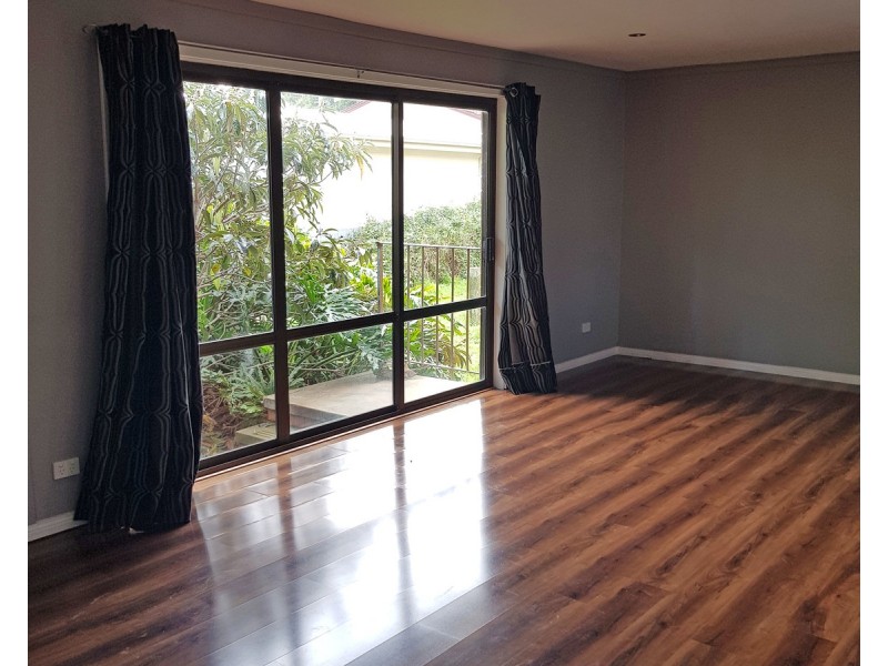 12 Paul Court, Christie Downs SA 5164