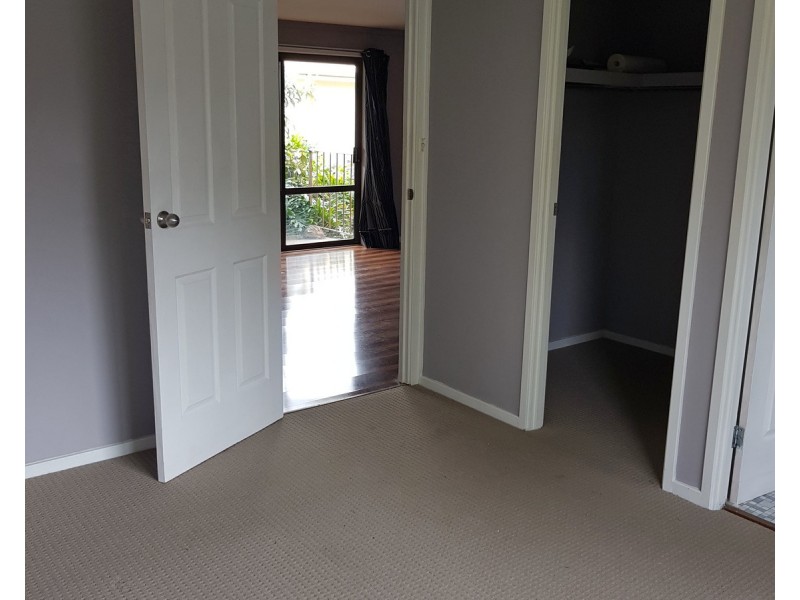 12 Paul Court, Christie Downs SA 5164