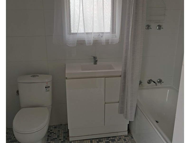 12 Paul Court, Christie Downs SA 5164