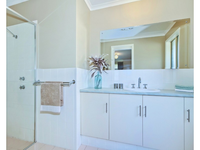 28 Pegasus Drive, Woodcroft SA 5162