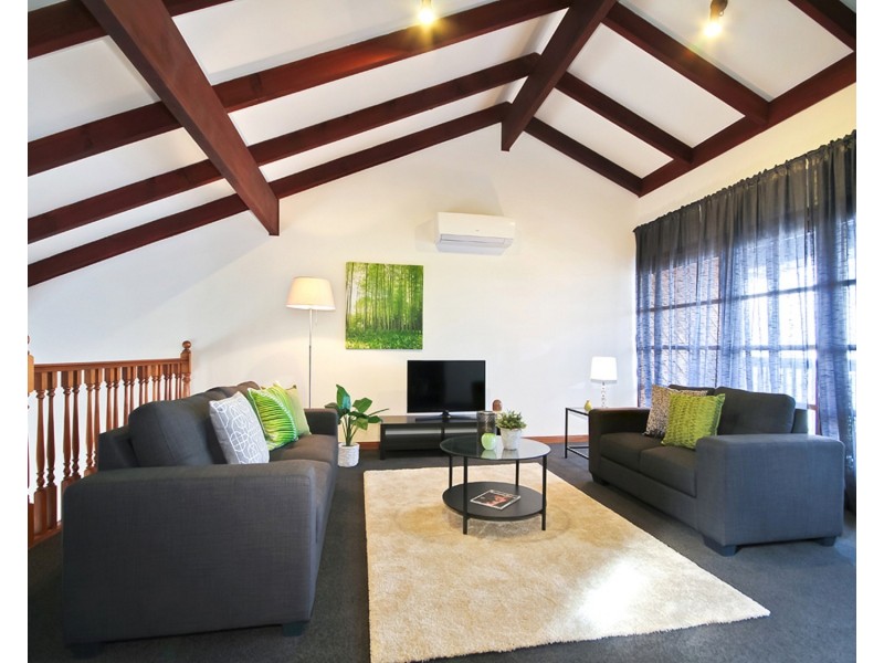 43 Lyndhurst Road, Seaford SA 5169