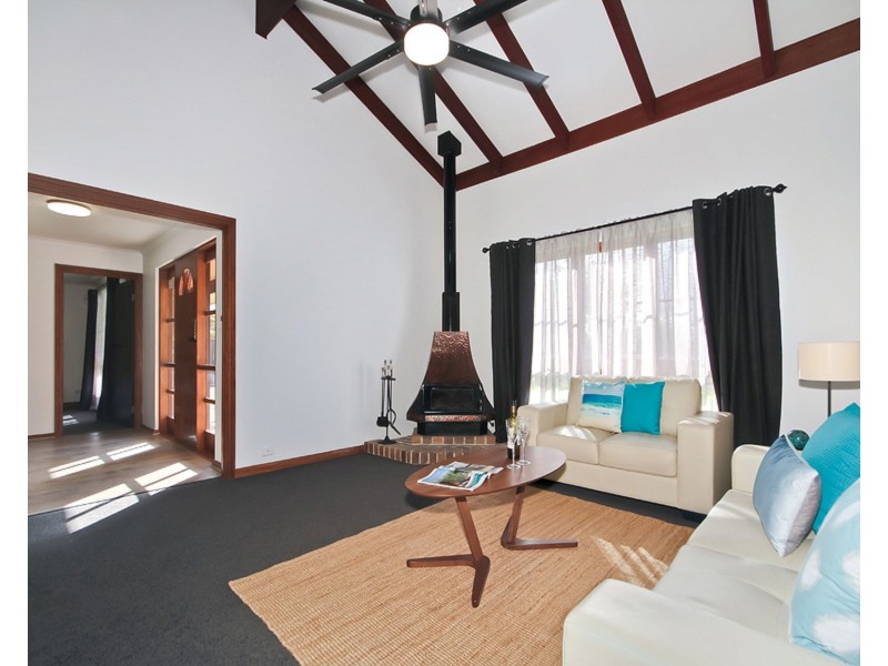 43 Lyndhurst Road, Seaford SA 5169