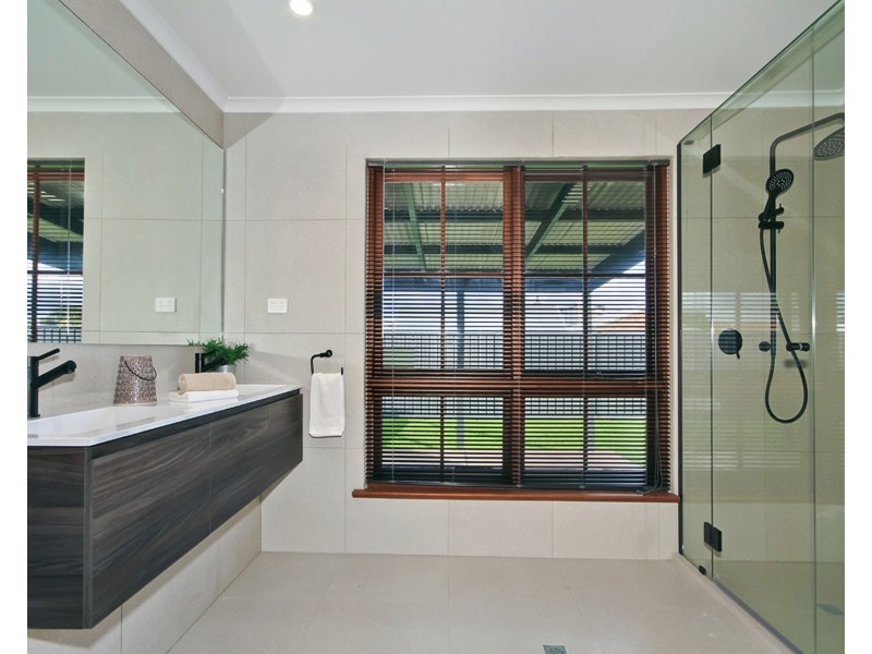 43 Lyndhurst Road, Seaford SA 5169