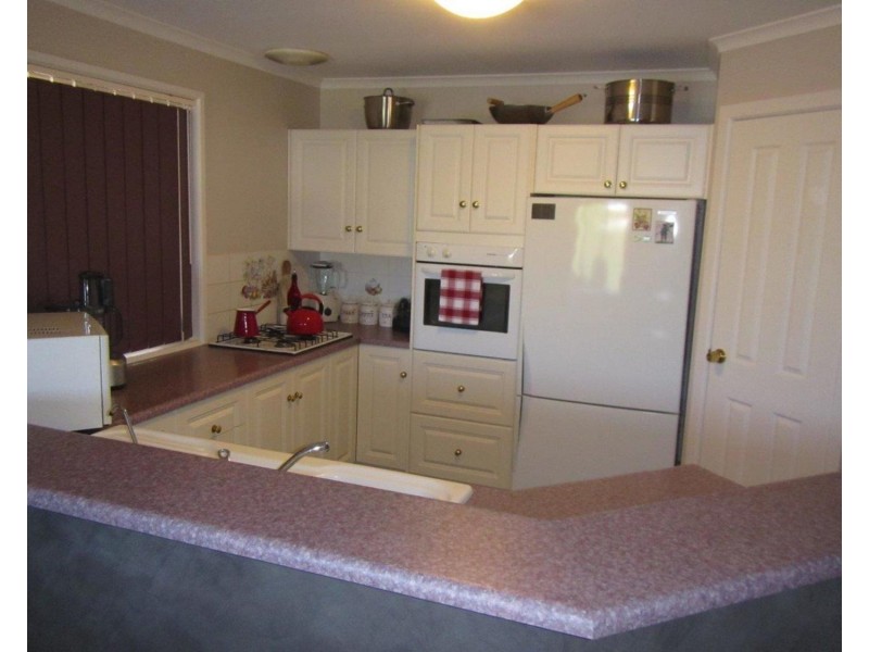 11 Pointon Street, Aldinga Beach SA 5173