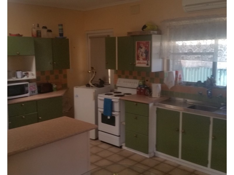 1 Penzance Avenue, Christies Beach SA 5165