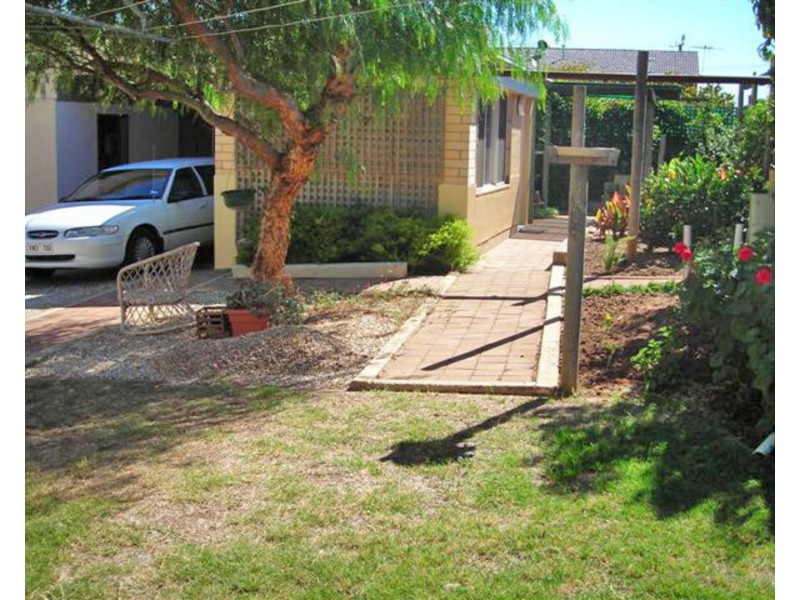 1 Penzance Avenue, Christies Beach SA 5165