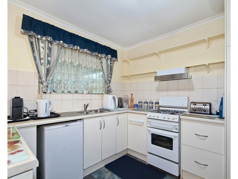 15 Woocalla Street, O’sullivan Beach SA 5166