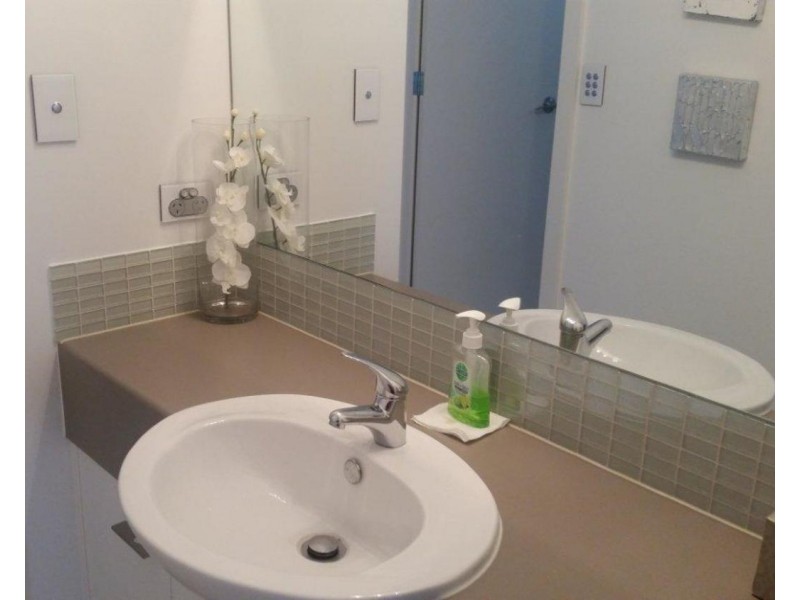 2 Deemster Avenue, Christies Beach SA 5165