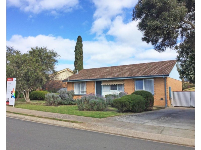 7 Donald Crescent, Christie Downs SA 5164