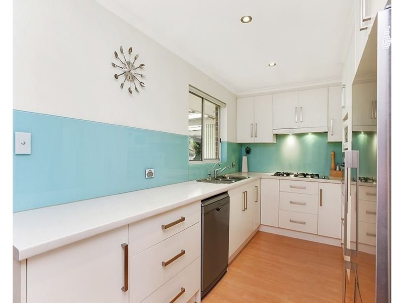 33 Woocalla Street, O’sullivan Beach SA 5166