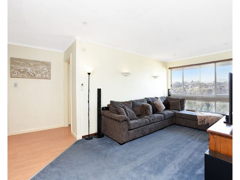 33 Woocalla Street, O’sullivan Beach SA 5166