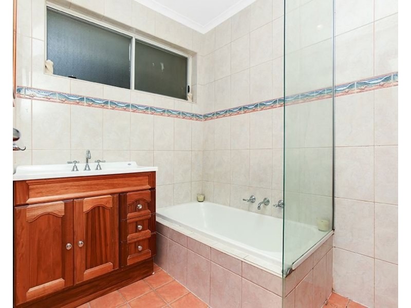 33 Woocalla Street, O’sullivan Beach SA 5166