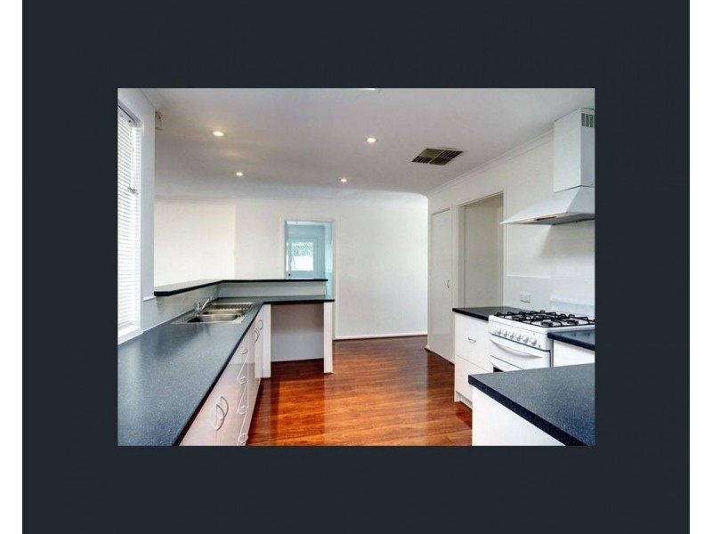 37 Riordan Street, Morphett Vale SA 5162