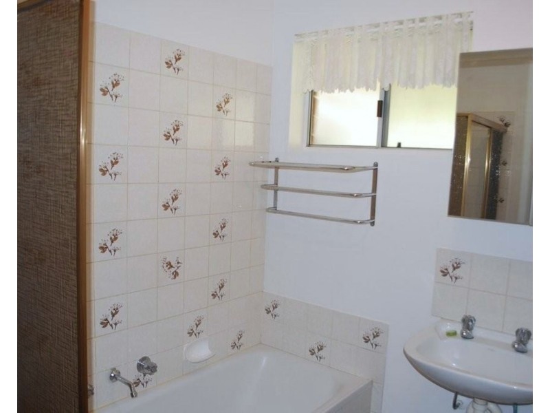 12 Lillian Street, Huntfield Heights SA 5163